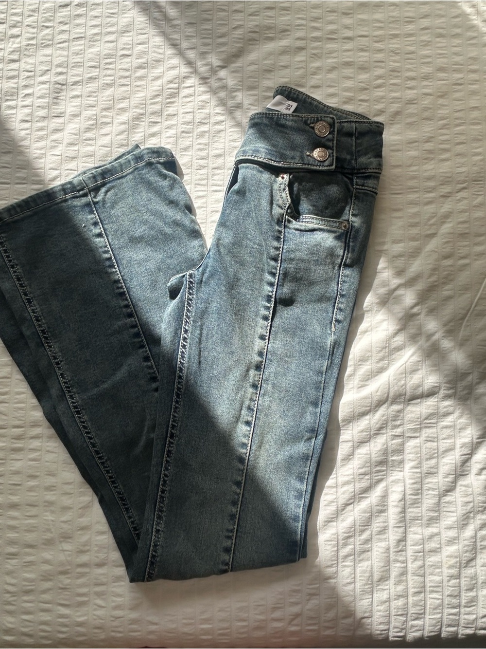 Low rise with button detail - Light Blue Women’s Jeans